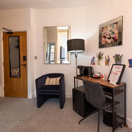 Riize Boutique Hotel Worcester Self Check-In City Centre-2